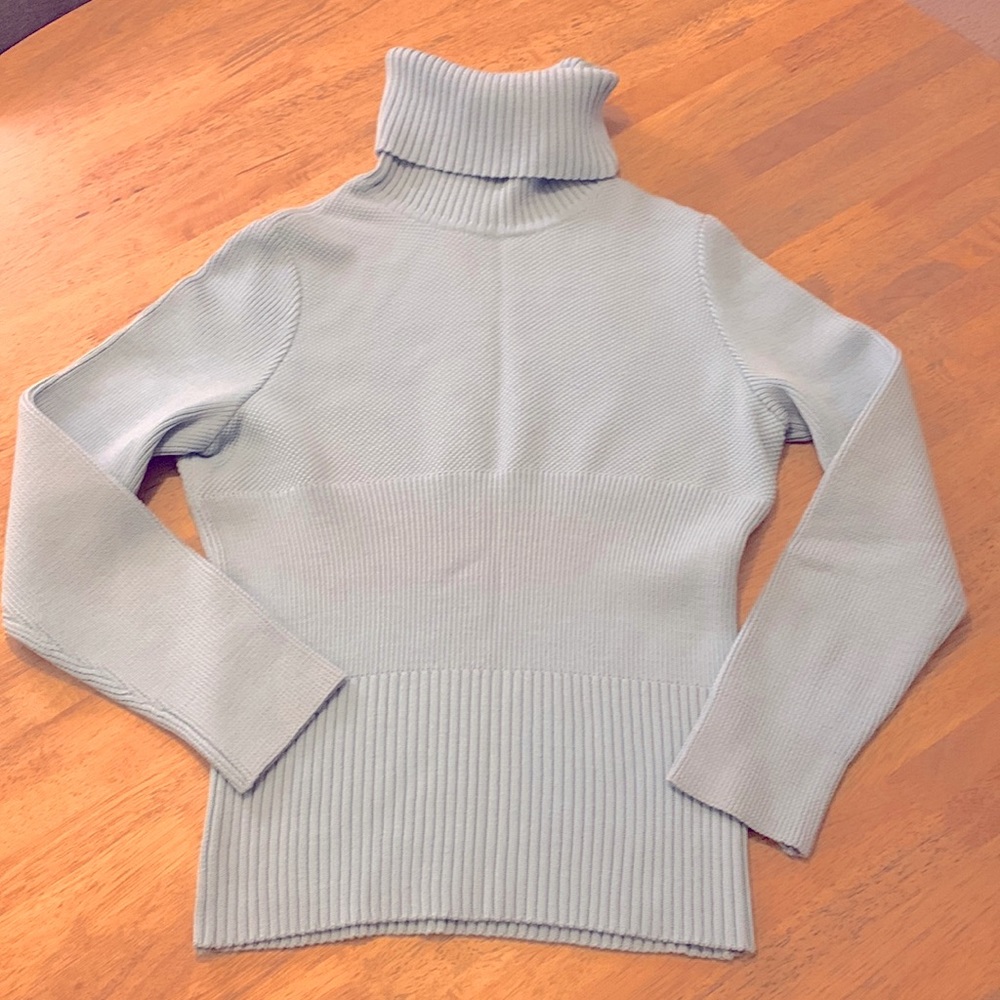 Dorce Vintage Blue Pure Virgin Wool Turtleneck Sweater